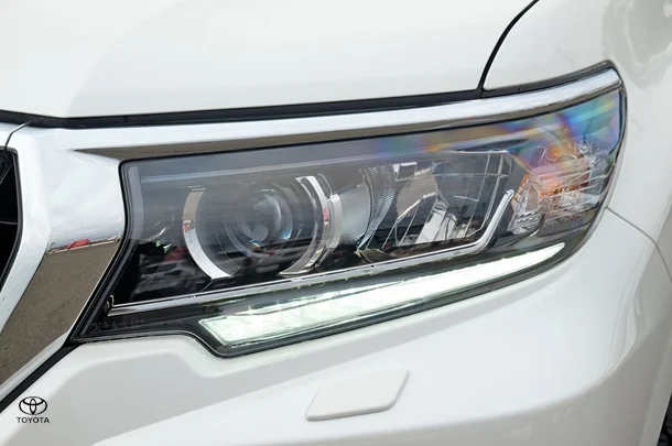 2023 Toyota PRADO VX image 18
