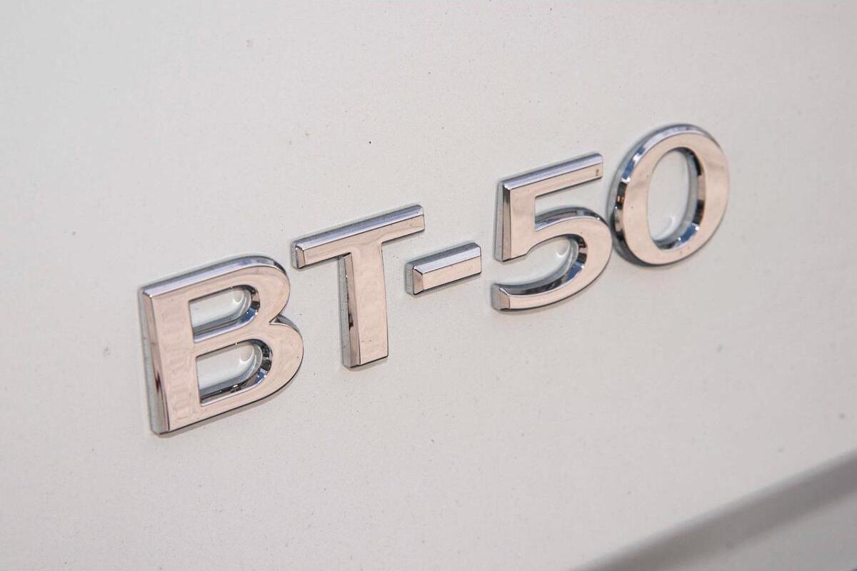 2024 Mazda BT-50 XT TF Manual 4x4 Dual Cab image 5