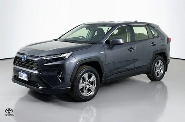 2023 Toyota Rav4 Hybrid GX image 4