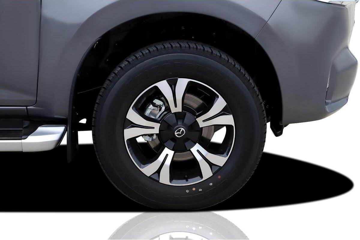 2024 Mazda BT-50 XTR TF Auto 4x2 Dual Cab image 9