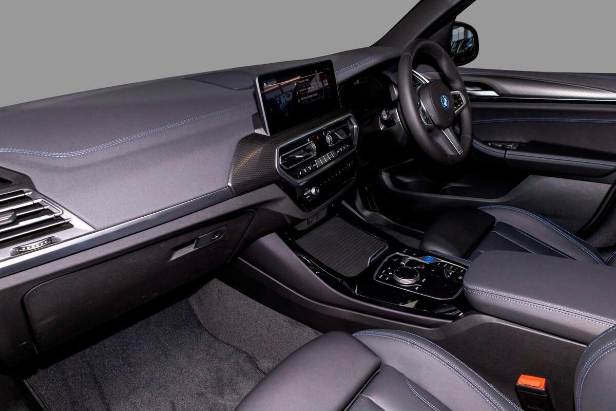 2025 BMW iX3 M Sport G08 Auto image 9