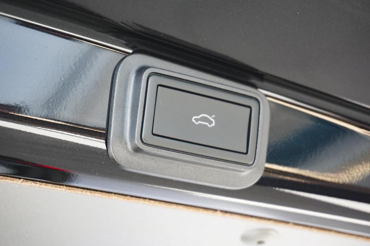 2024 Volkswagen Transporter TDI340 T6.1 LWB Auto 4MOTION MY24 image 14