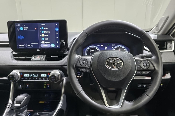 2024 Toyota RAV4 Hybrid Cruiser-AWD image 14