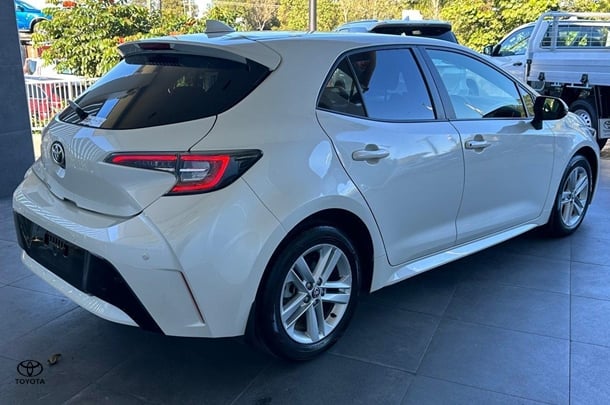 2018 Toyota Corolla Ascent Sport image 5