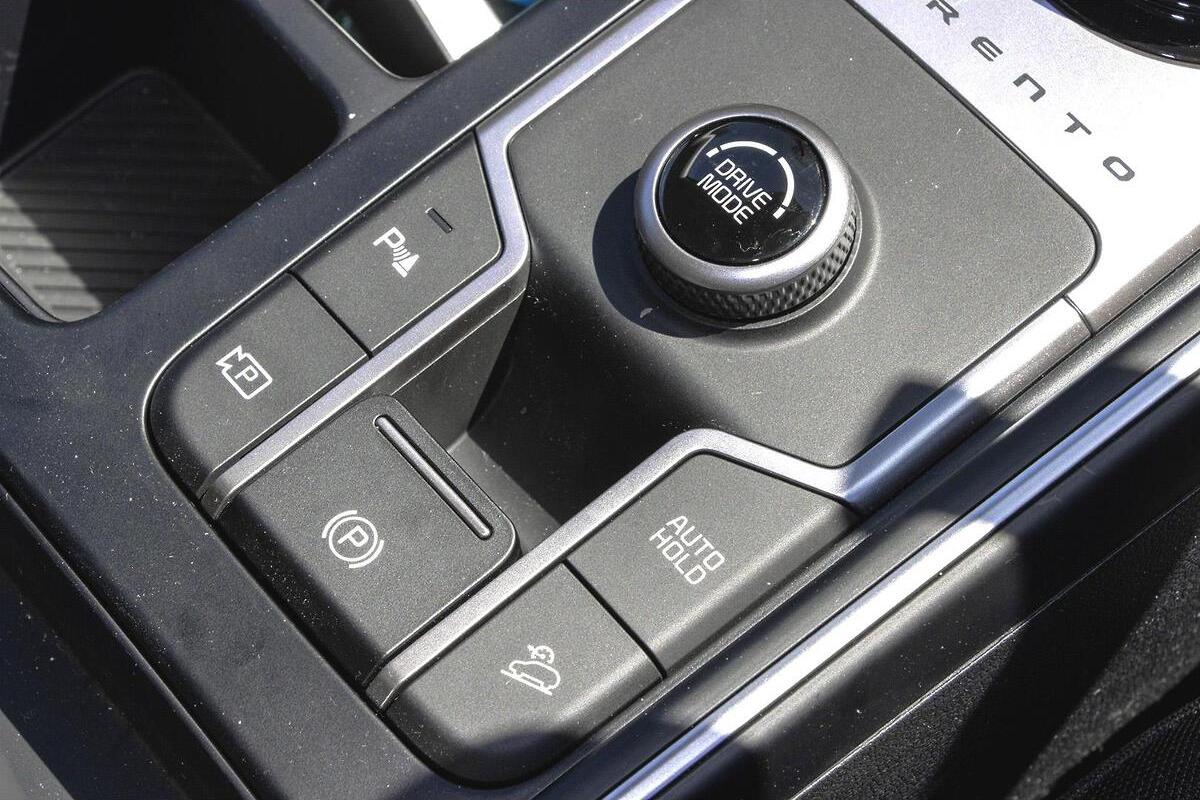 2024 Kia Sorento S Auto MY25 image 17