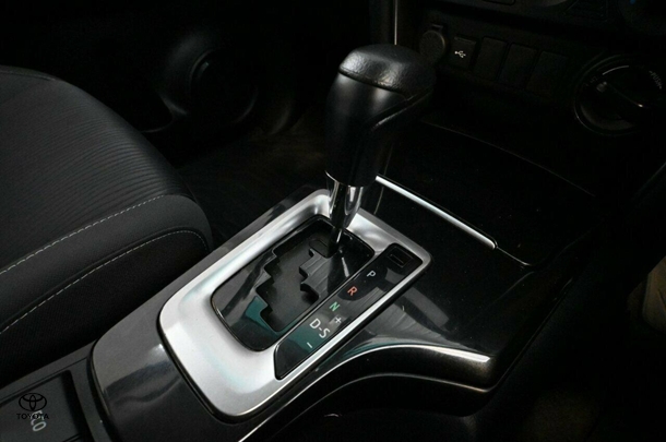 2023 Toyota Fortuner GX image 13
