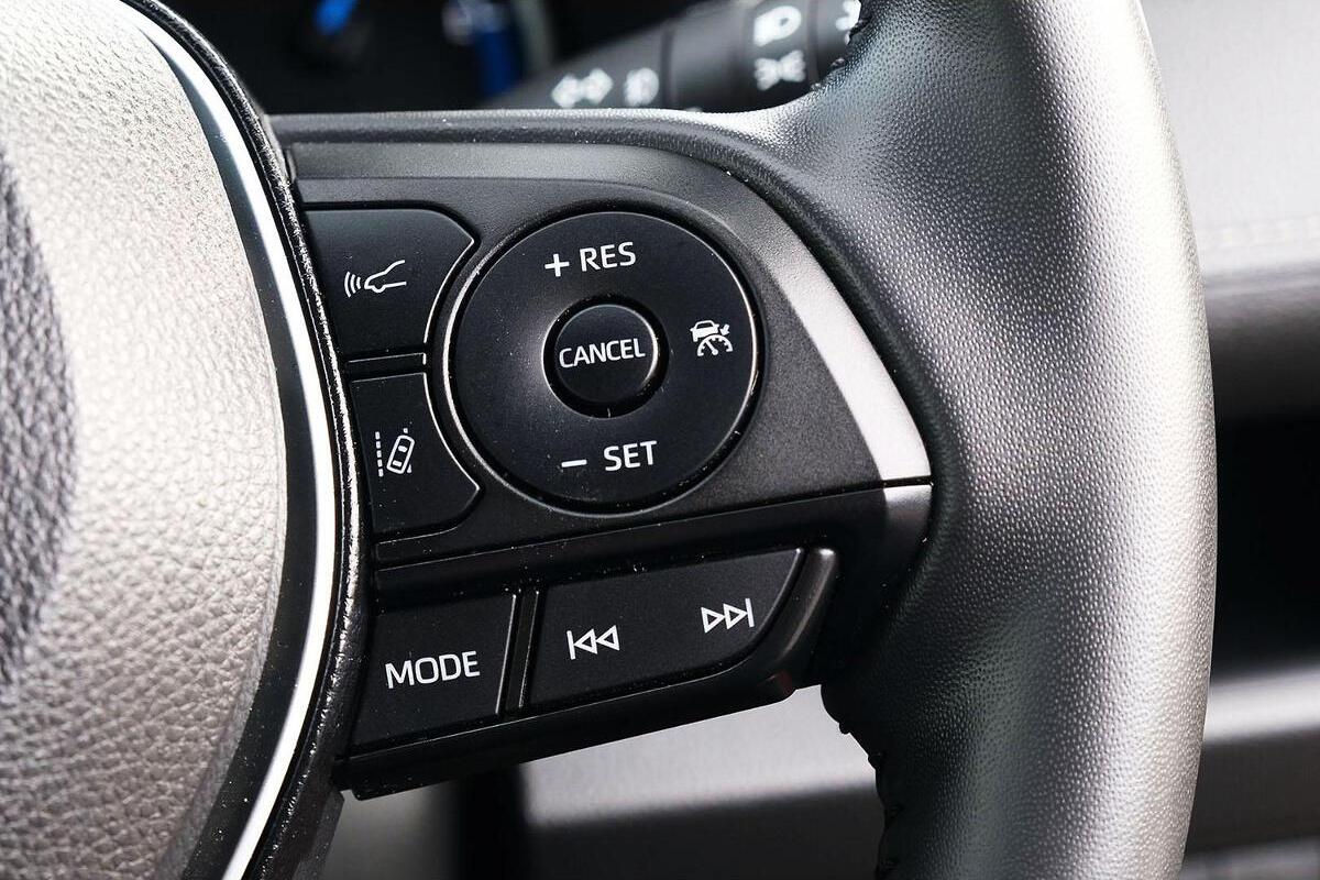 2024 Toyota RAV4 GX Auto eFour image 16