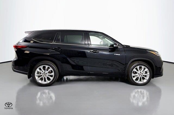 2021 Toyota Kluger Hybrid Grande image 11