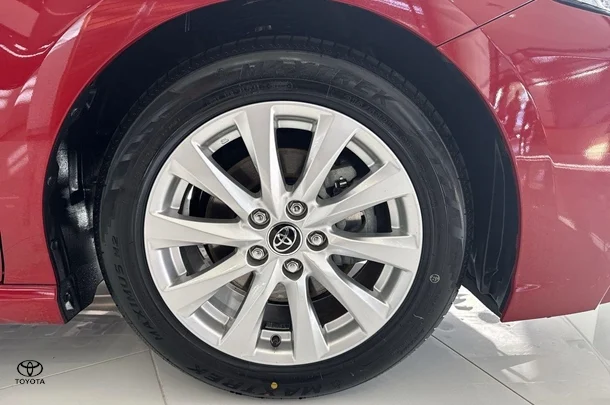 2019 Toyota Camry Ascent Sport image 15