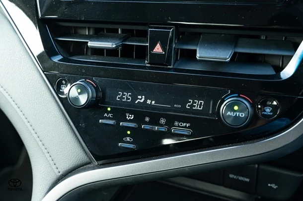 2023 TOYOTA Camry Hybrid Ascent image 13