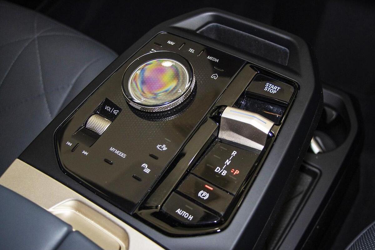 2024 BMW iX xDrive40 Sport I20 Auto AWD image 16