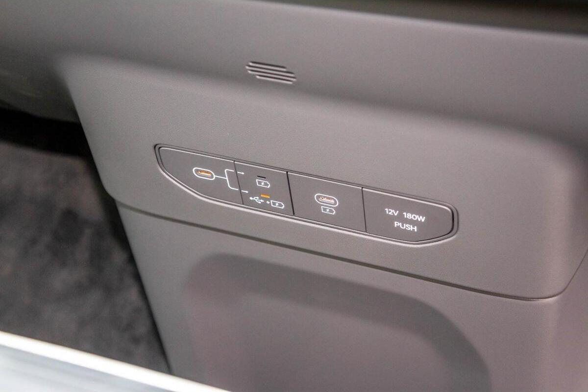 2025 Kia EV9 Earth Auto AWD MY25 image 13