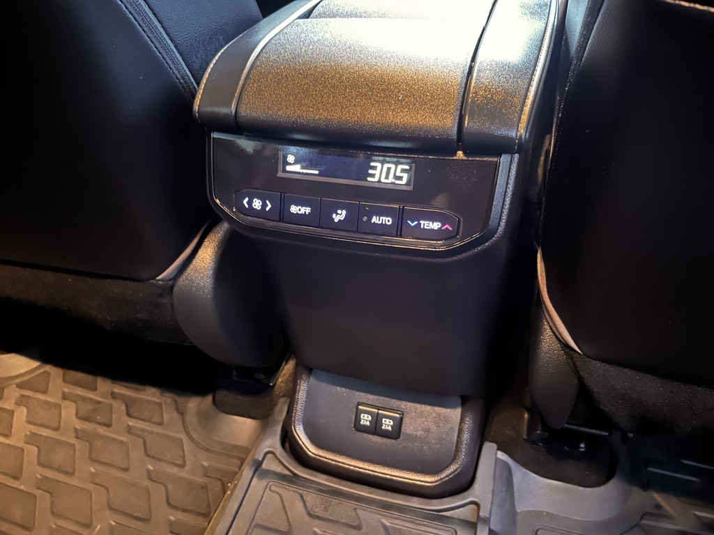 2021 Toyota Kluger Hybrid GXL image 12