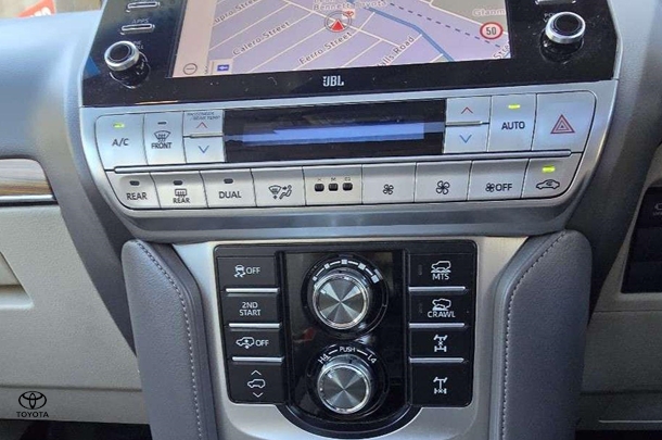 2021 Toyota Prado Kakadu image 23
