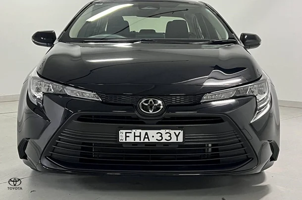 2024 Toyota Corolla Ascent Sport image 3