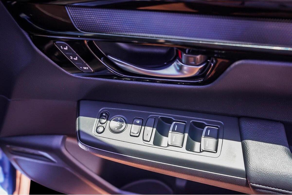 2025 Honda CR-V VTi L Auto AWD MY25 image 16