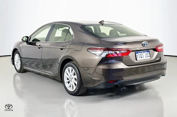 2023 Toyota Camry Hybrid Ascent image 6