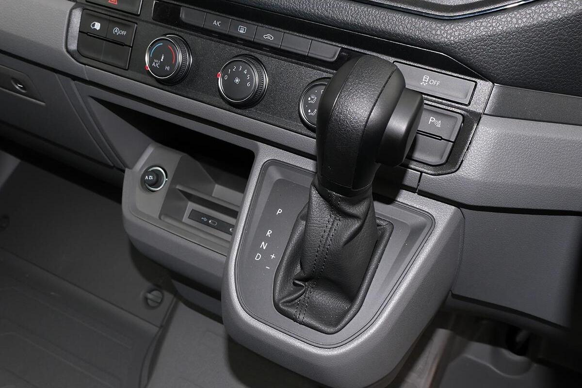 2024 Volkswagen Crafter 50 TDI410 SY1 Medium Wheelbase Auto MY24 image 15