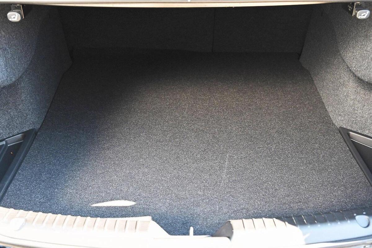 2024 Mazda 6 G35 Atenza GL Series Auto image 8