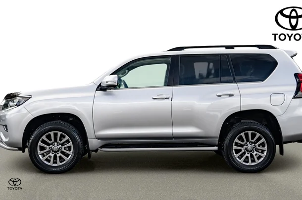 2021 Toyota PRADO VX image 4