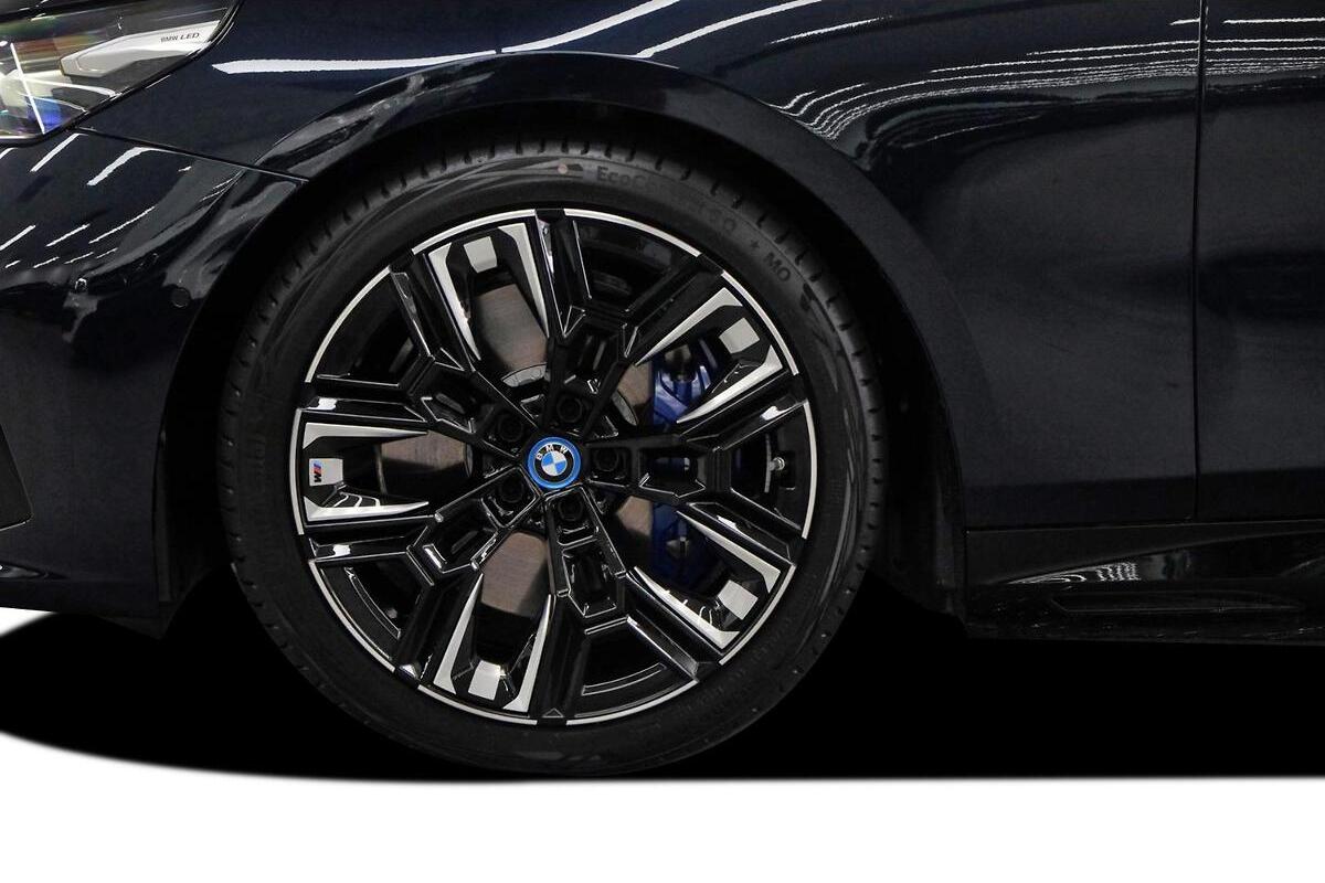 2025 BMW i5 M60 xDrive G60 Auto AWD image 16