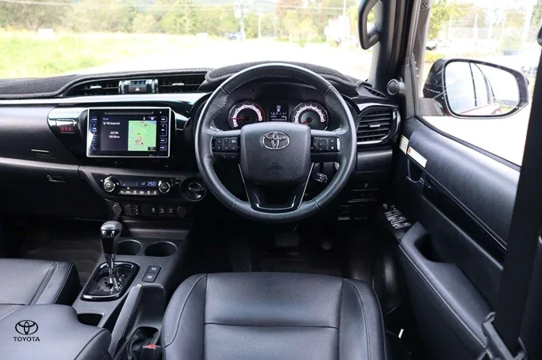 2018 Toyota Hilux 4x4 Rugged X image 12