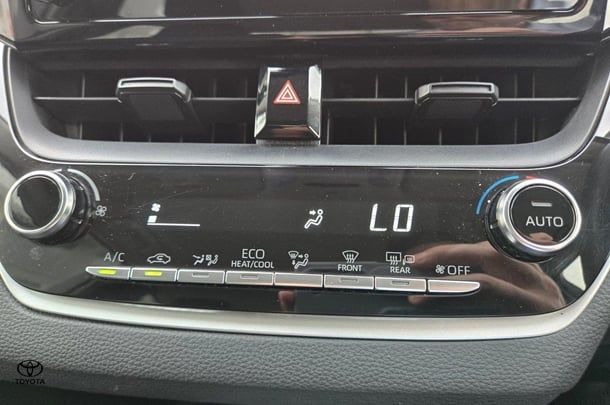 2022 Toyota Corolla Sedan Hybrid Ascent Sport image 20