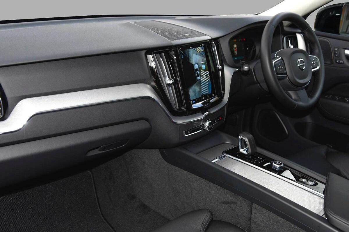 2024 Volvo XC60 Plus T8 Plug-In Hybrid Auto AWD MY25 image 7