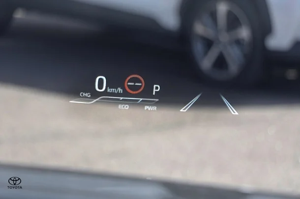 2023 Toyota Kluger Hybrid AWD GRANDE image 4