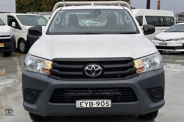 2023 Toyota HiLux 4x2 Workmate image 8