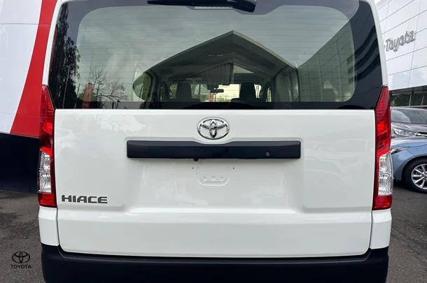 2023 Toyota Hiace LWB image 10