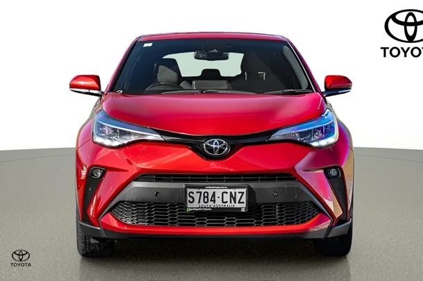 2021 Toyota C-HR GXL-2WD image 2