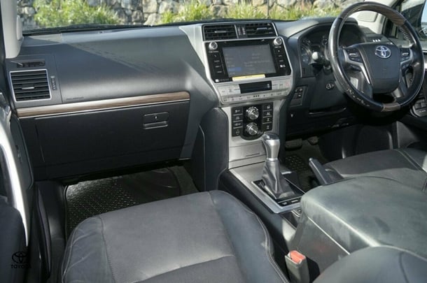2018 Toyota Prado Kakadu image 6