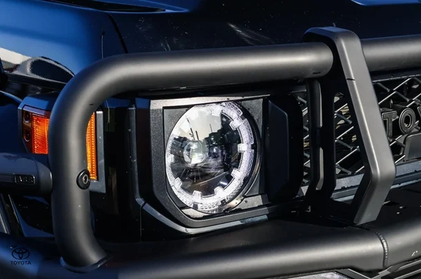 2024 Toyota LC Military GXL image 19