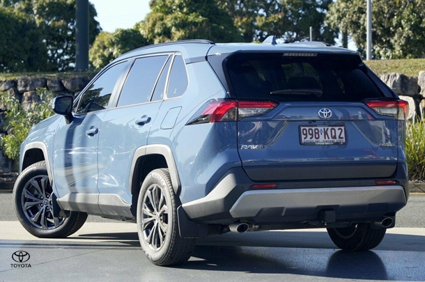 2024 Toyota Rav4 Hybrid GXL AWD image 3
