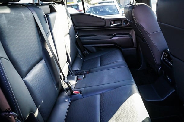 2024 Toyota Prado Kakadu image 11