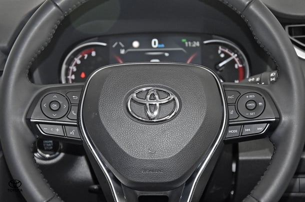 2024 Toyota RAV4 GXL-2WD image 15