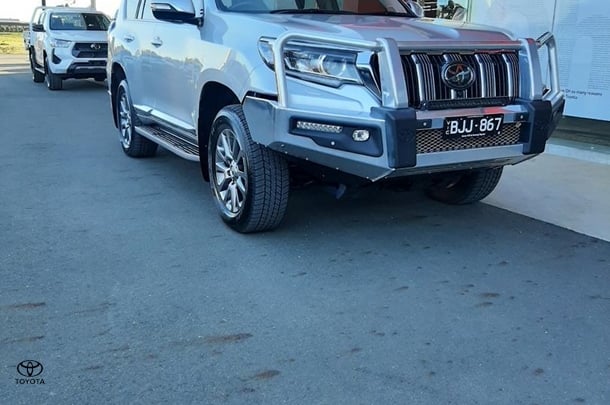 2020 Toyota Prado Kakadu image 2