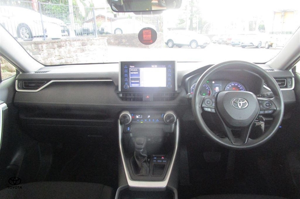 2019 Toyota RAV4 GX-2WD image 14