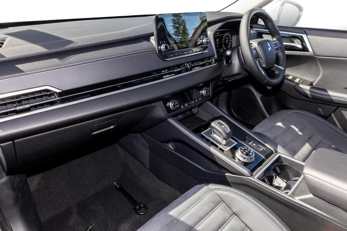 2024 Mitsubishi Outlander PHEV Aspire ZM Auto AWD MY24 image 7