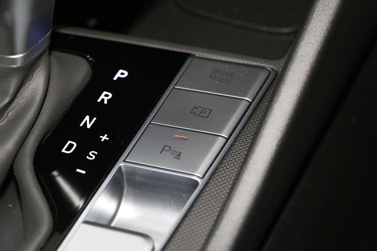 2024 Hyundai i30 Premium Auto MY25 image 18