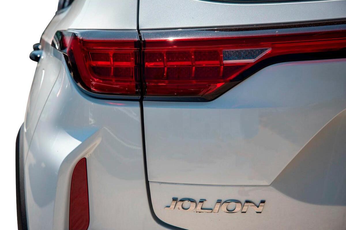 2024 GWM Haval Jolion Lux Hybrid Auto image 19