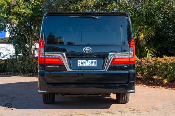 2024 TOYOTA Granvia VX image 5