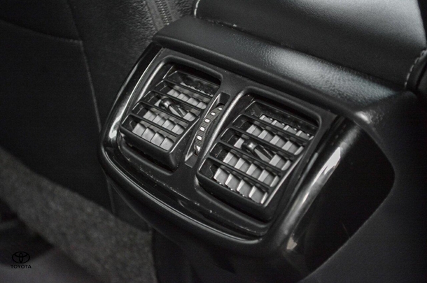 2023 Toyota Hilux 4x4 Rogue image 13