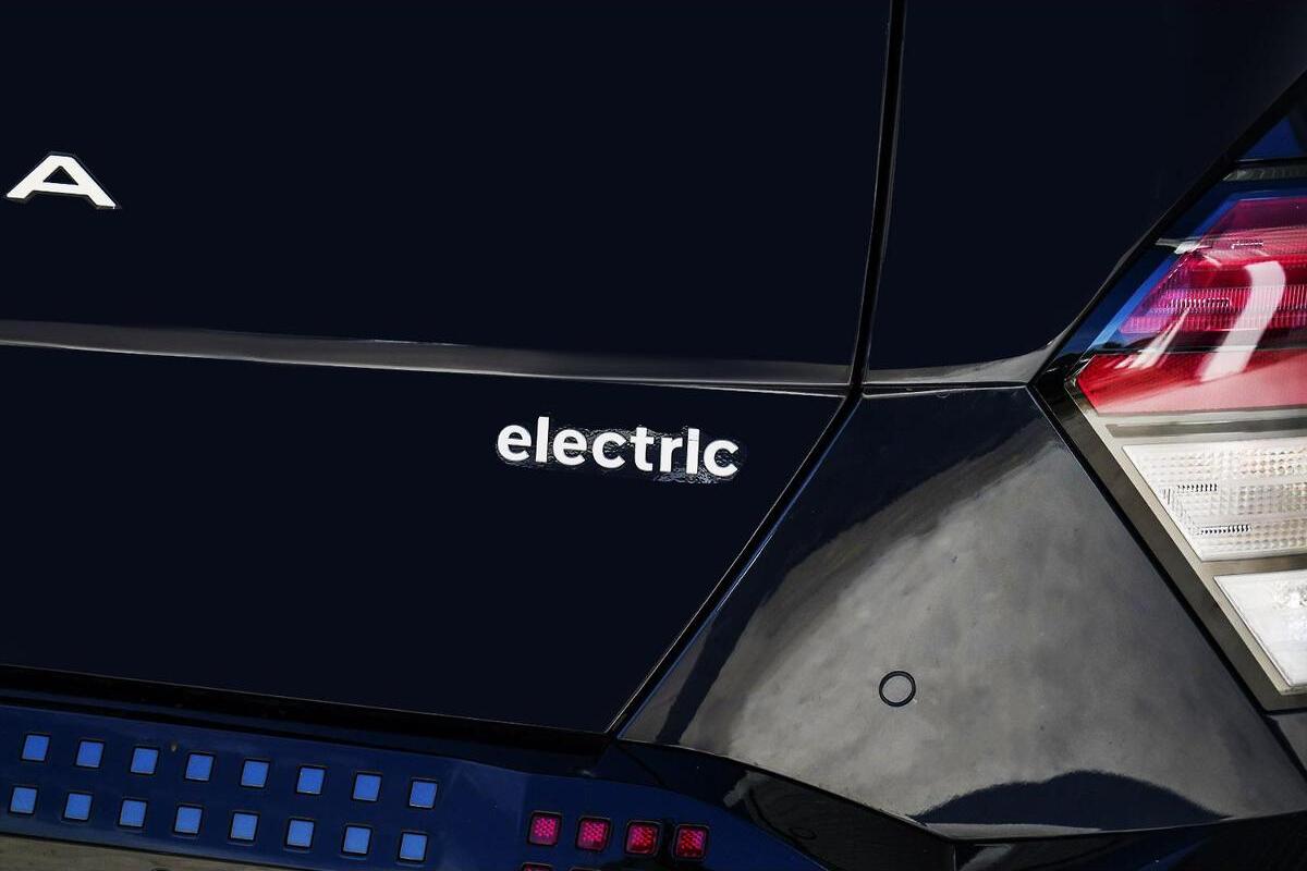 2024 Hyundai Kona Electric Auto 2WD MY25 image 6