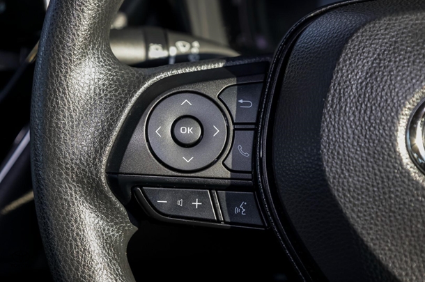 2023 Toyota Corolla Sedan Hybrid Ascent Sport image 12