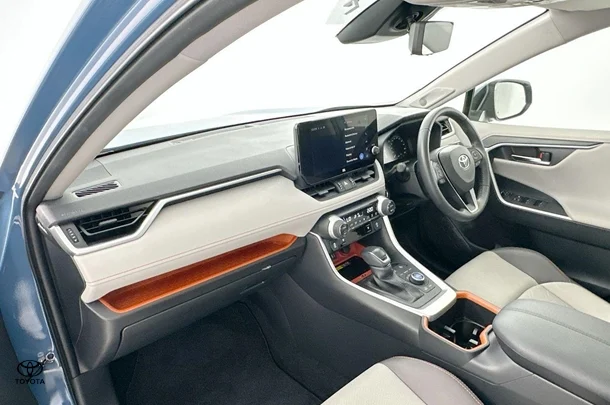2022 Toyota RAV4 Edge AWD image 37