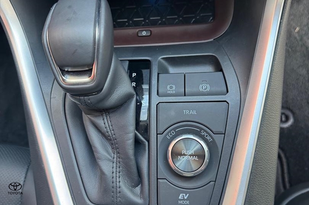 2025 Toyota Rav4 Hybrid Cruiser-AWD image 36