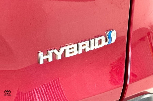 2023 Toyota Rav4 Hybrid GX-2WD image 34