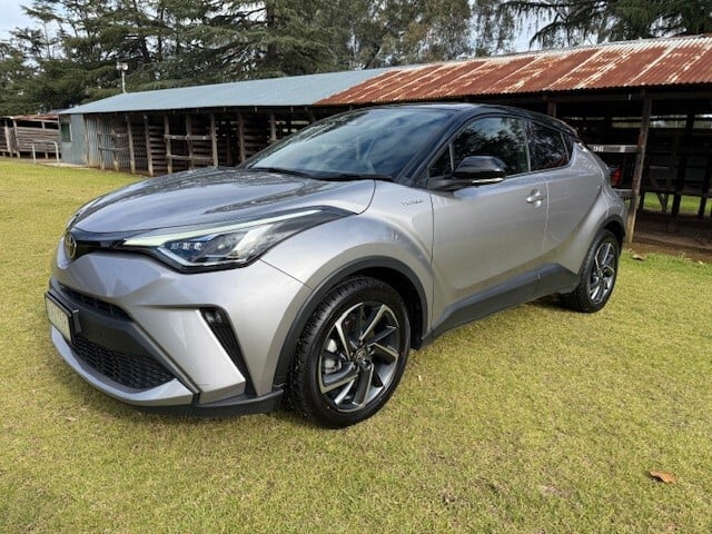 2022 Toyota C-HR Koba AWD image 3